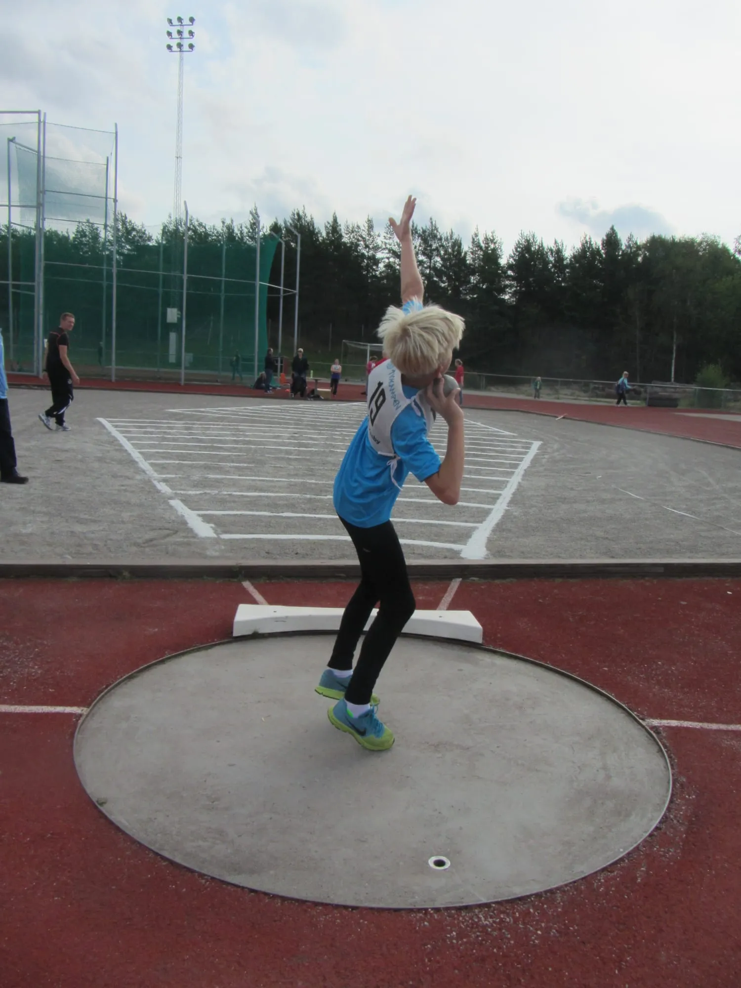 Friidrott 2014, Tiokampen i Upplands Väsby
